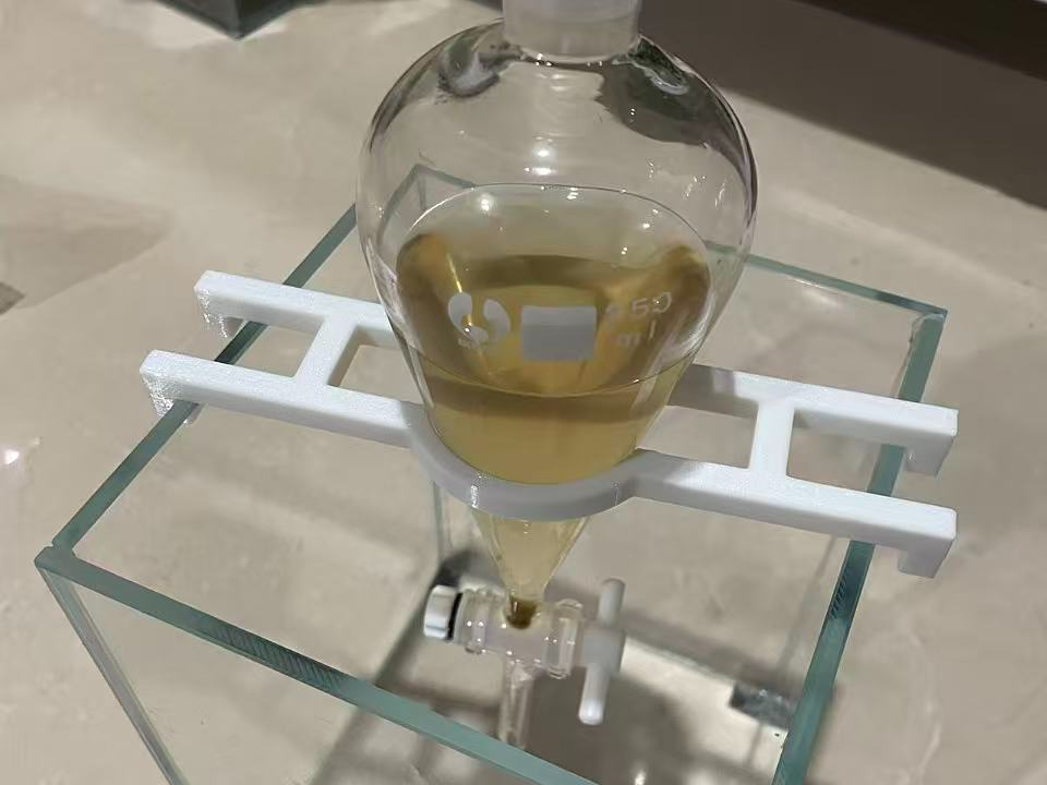 分液漏斗或者其他过滤漏斗夹子，家用鱼缸或深盆版