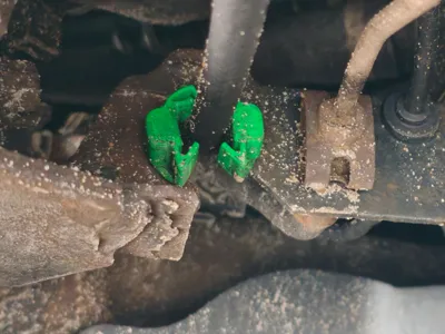 Parking Brake Cable Clip - Renault Megane III
