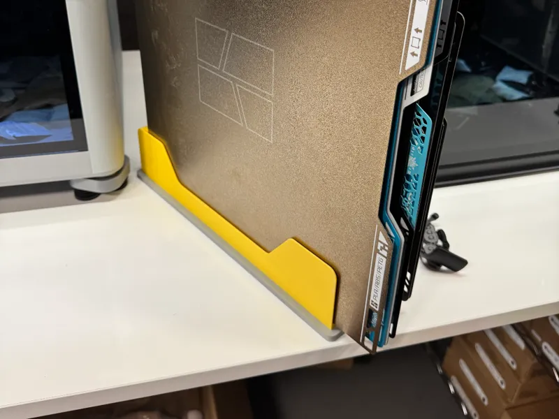 Build plate holder for H and X series 