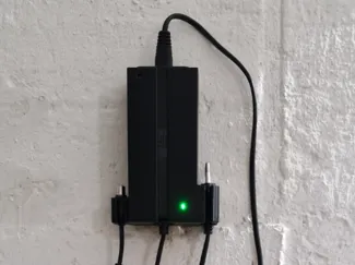 Segway Ninebot E3 Pro Netzteil Wandhalterung
