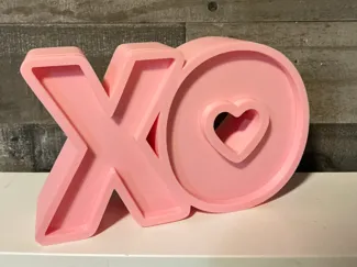 XOXO Decor Stand