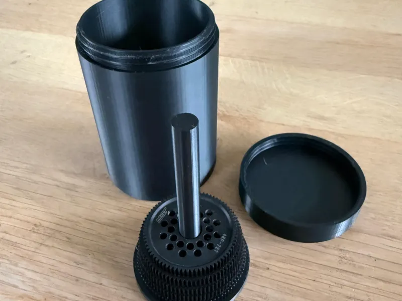 spur gear container