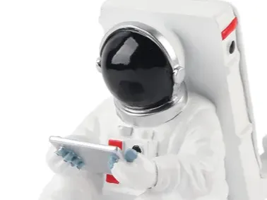 soporte para móviles astronauta