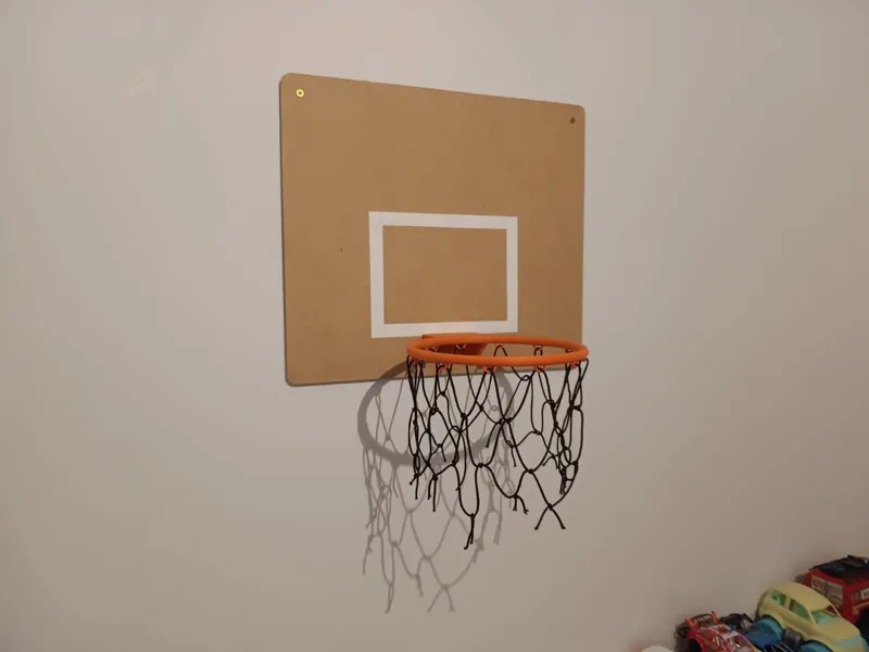 Basketball hoop