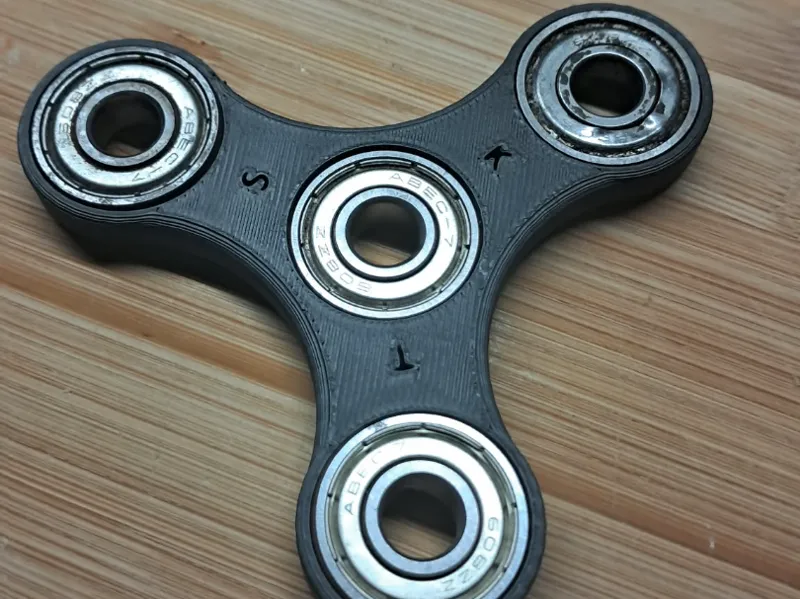 fidget spinner skt