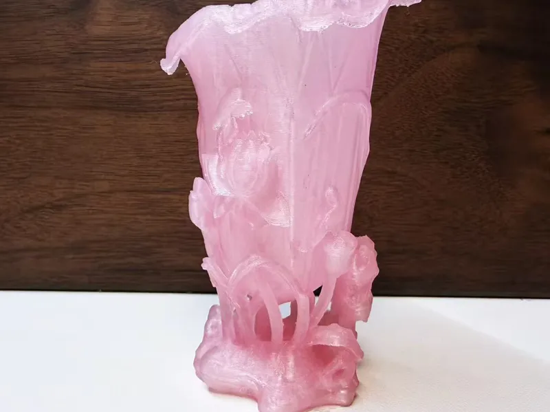 【故宫博物】青玉荷叶式花插