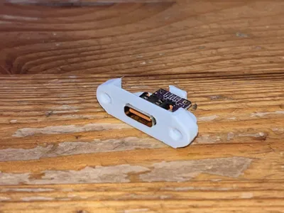 USB-C PD trigger module bracket