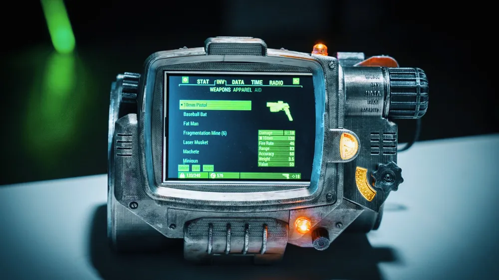 Fallout PipBoy 3000 - Clock, Temp, Radio [ESP32] - Free 3D Print Model ...