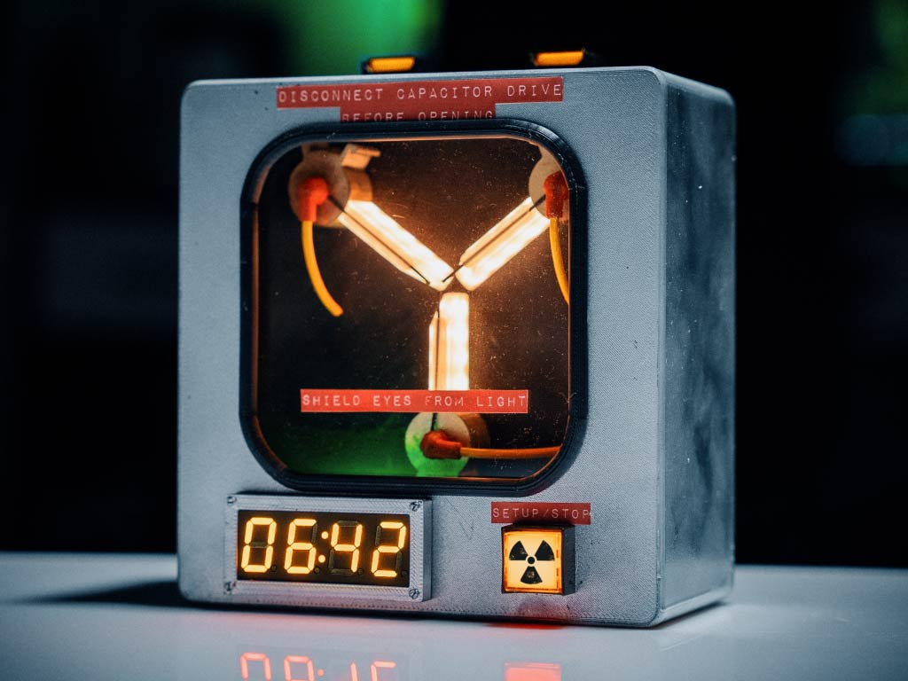 FLUX CAPACITOR - Clock Alarm