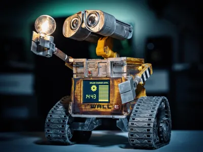 WALL-E Alarm Clock & Lamp - Touch Screen [ESP]