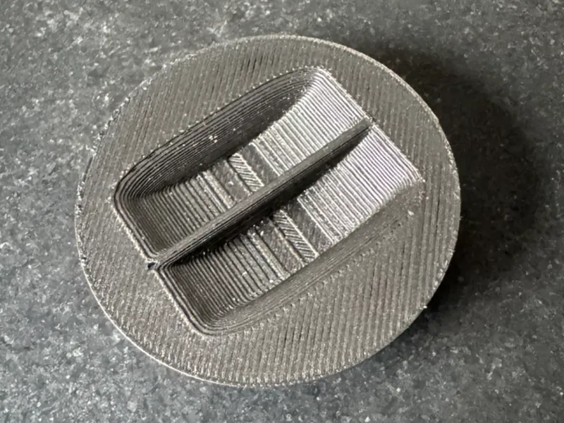 Deckel für Pistanzenschale