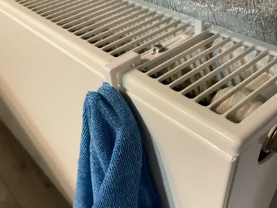 Adjustable Radiator Hook – Fast Print No-Drill