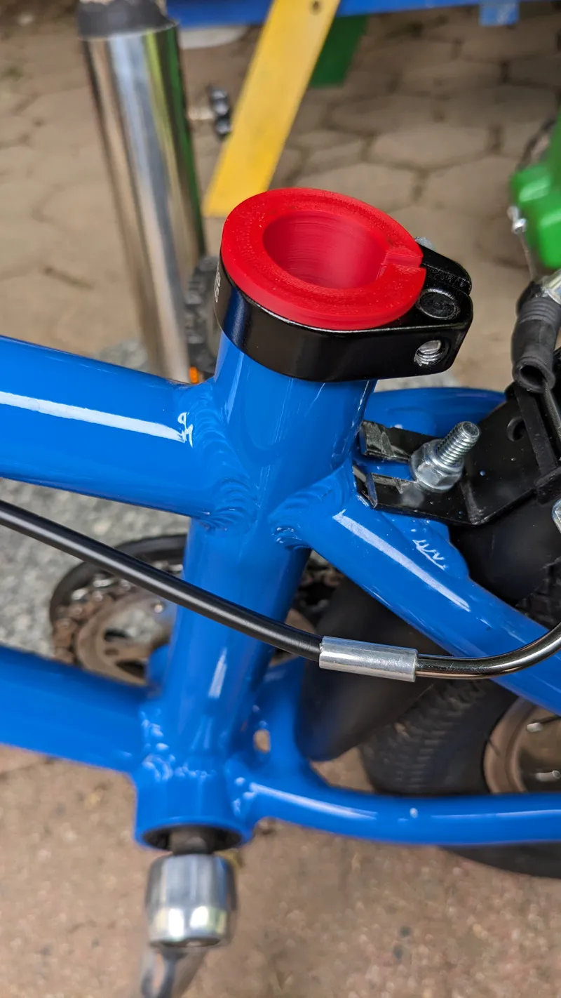 Sattelstützenadapter Kubike auf Woom Sattel