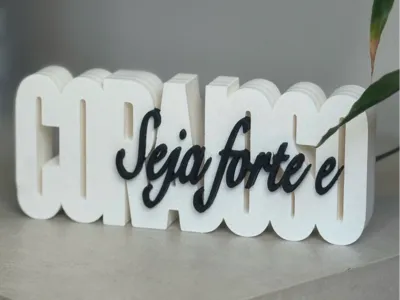 Biblical Plaque - Be Strong and Courageous