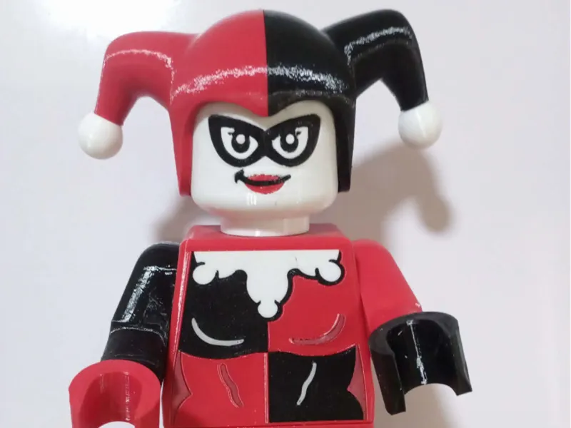 Harley Quinn Giant Minifig