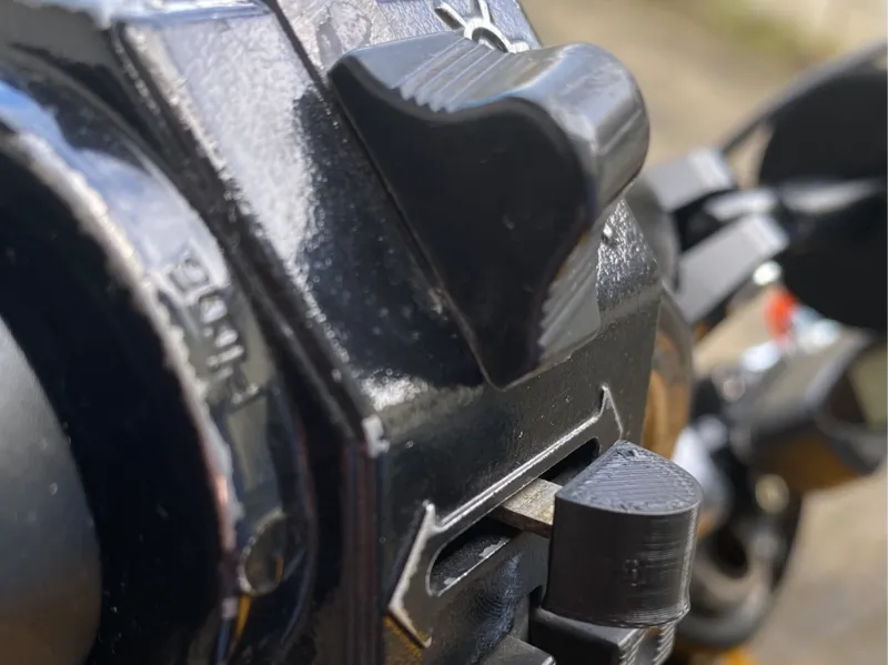 Knopf für Simson S51 Blinkerschalter.
