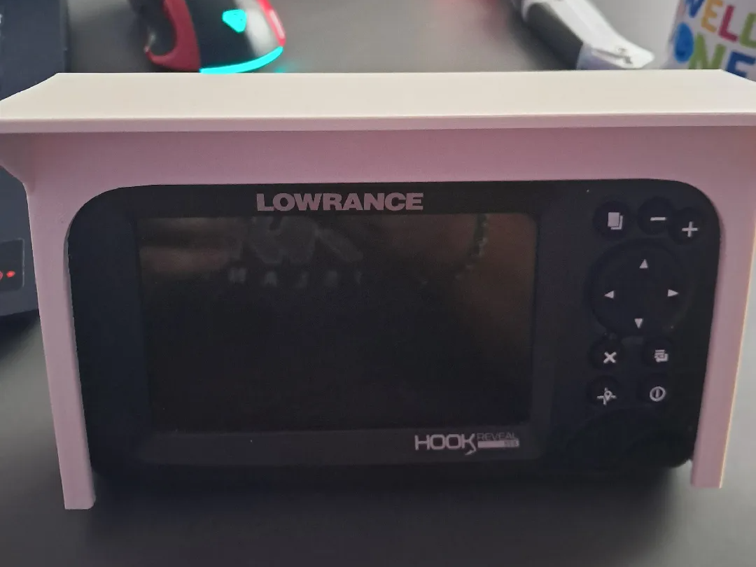 TOp cover for Lowrance hook revenal 5