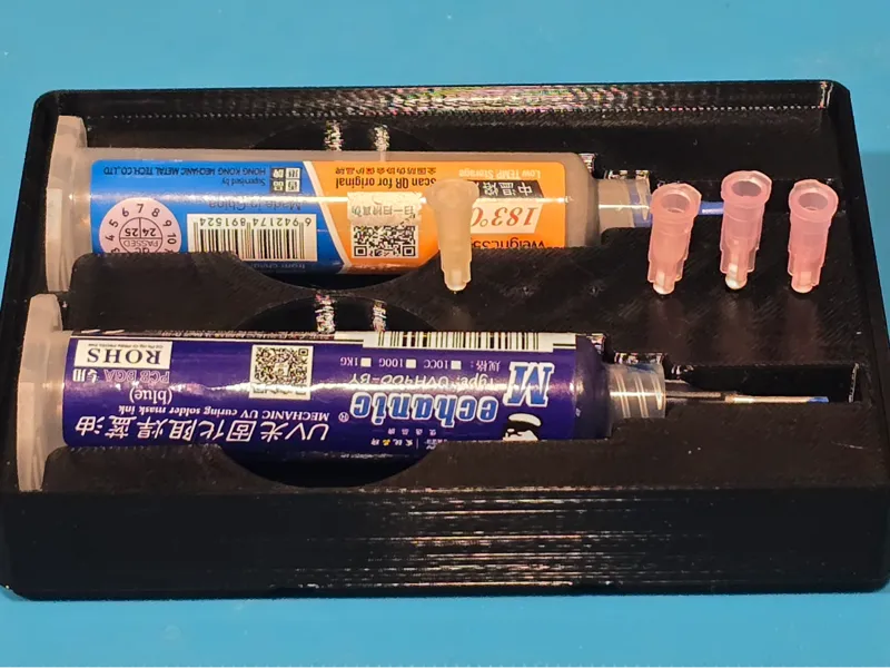 Syringe with needle insert Gridfinity