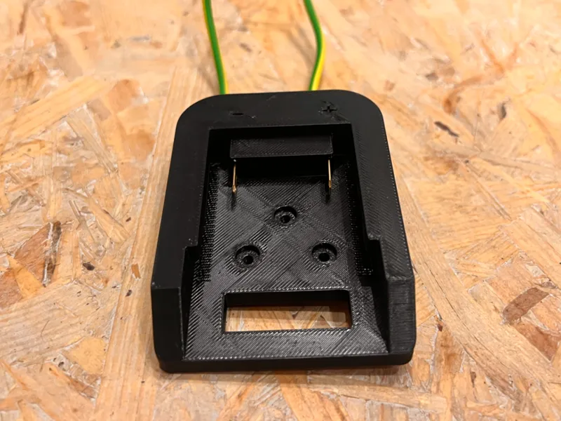 Erbauer battery adapter