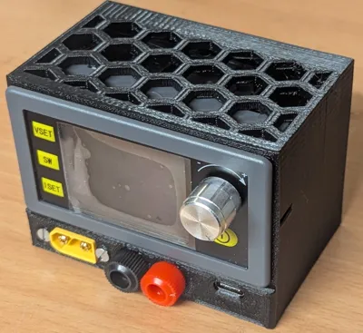 Adjustable SK120 power supply with USB-C PD output