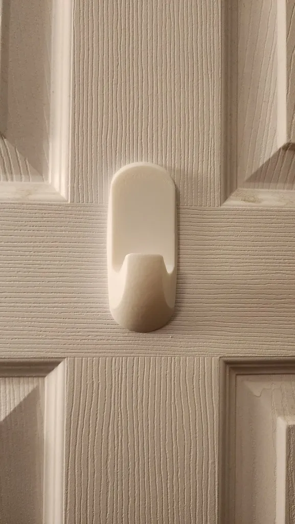 Flat back wall hook for 3M tape