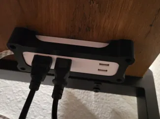 HDX power strip with USB mounting case