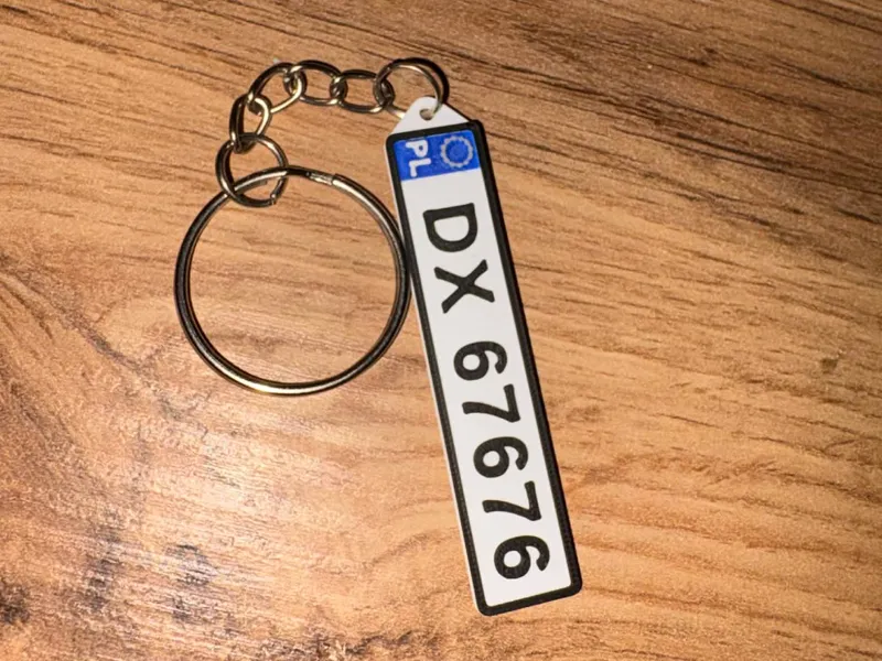 Fully Customizable EU License Plate Keychain