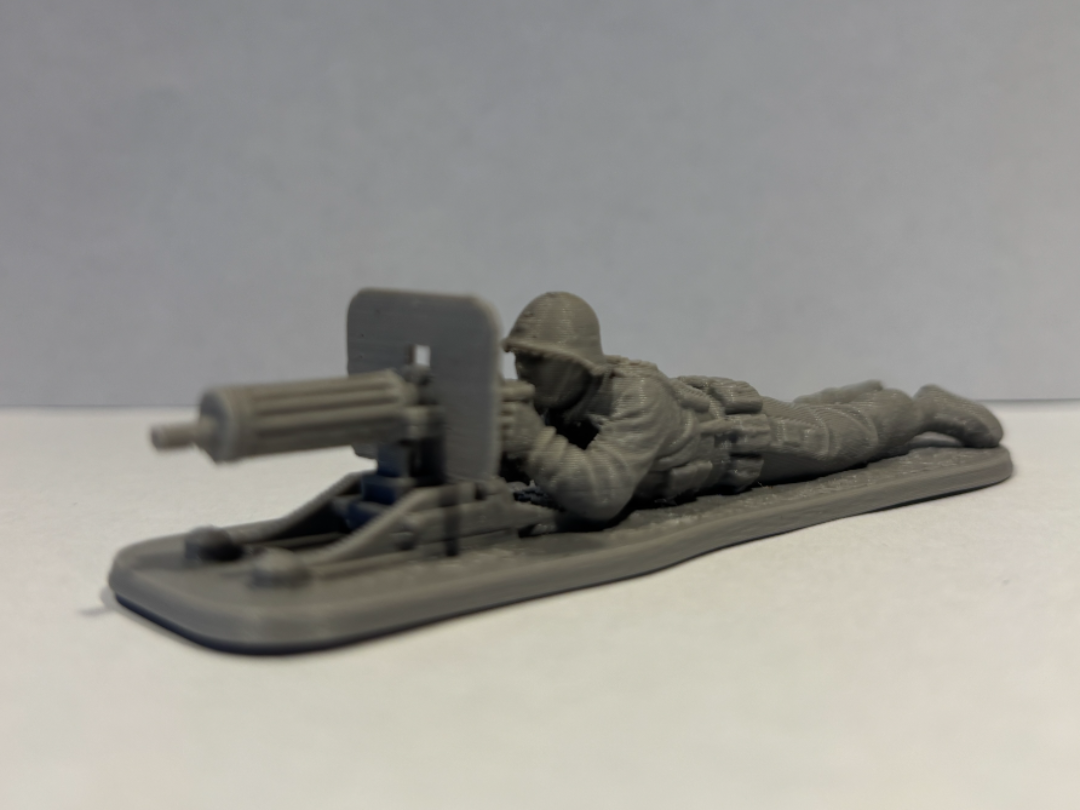 USSR (SOVIET) SOLDIER WITH MAXIM MACHINE GUN