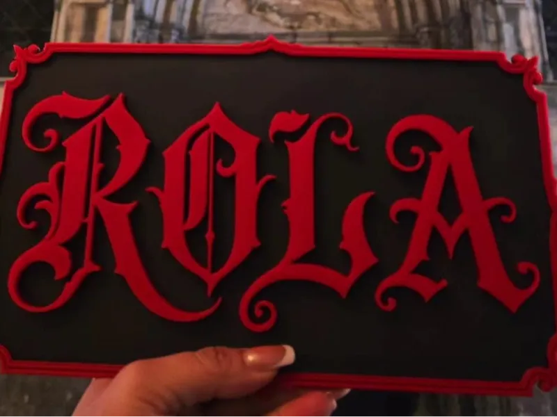 Street Art Typography: "ROLA" Tag (No Supports)