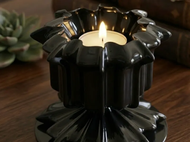 Elegant Waves Candle Holder