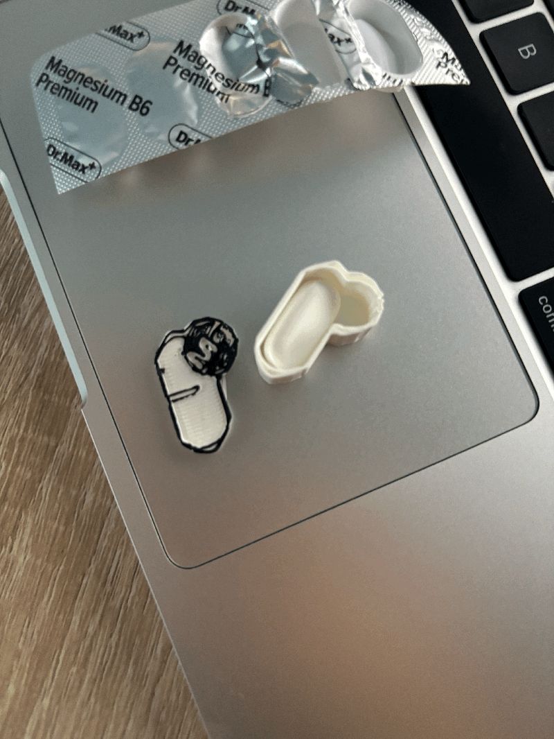 Magnesium pill box