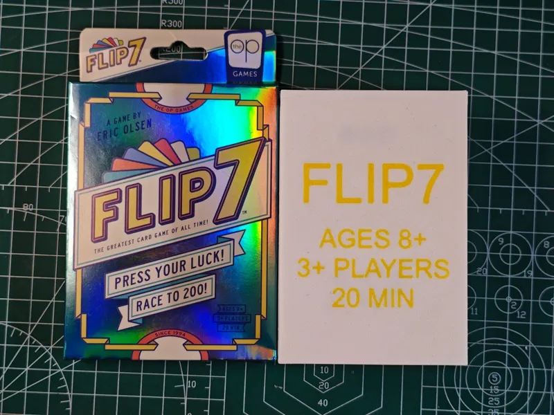 《FLIP7》桌游牌盒