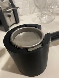 COFFEE TAMPING STATION