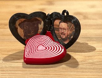 Print in Place Heart Locket (+ non-AMS ver.)