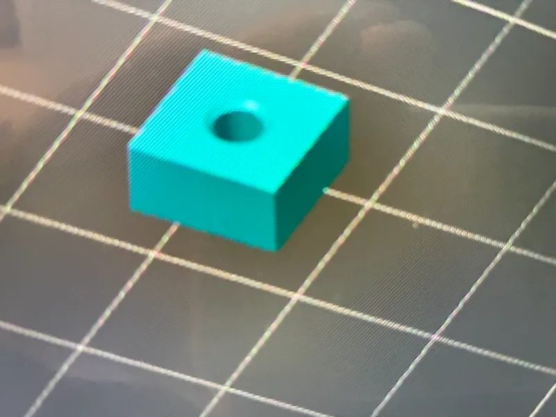 Cube for 2mm brass insert