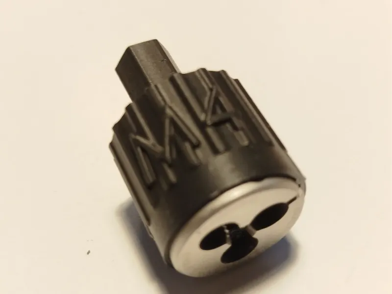 M4 die holder