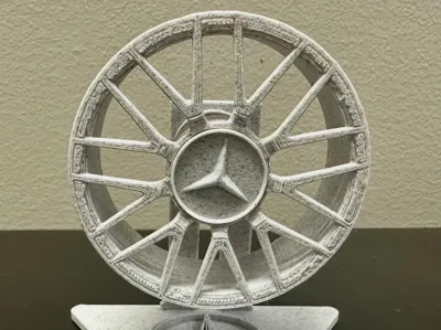 Mercedes AMG spinning rim stand