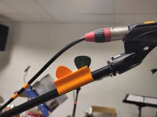 Plekhalter Mikrostativ / plek holder for mic stand