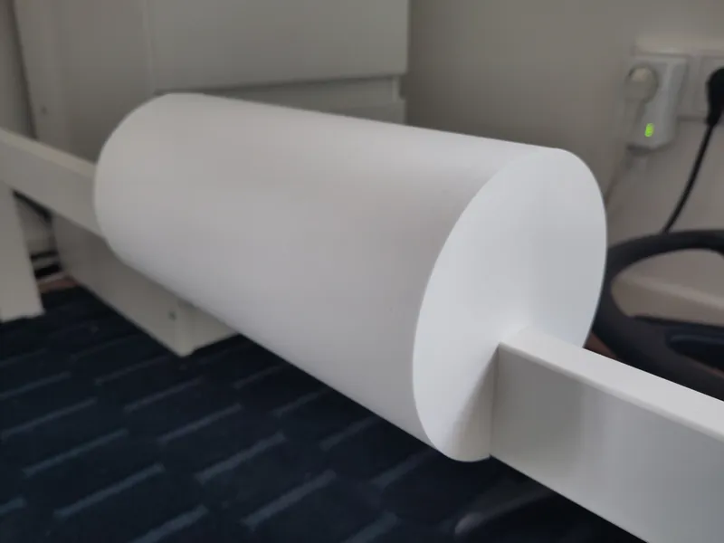 Erhöhung Fußleiste IKEA Mittzon / footrest riser