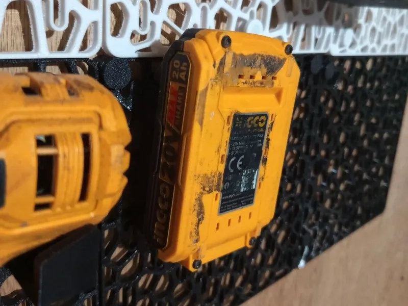 Skadis Ingco battery Holder