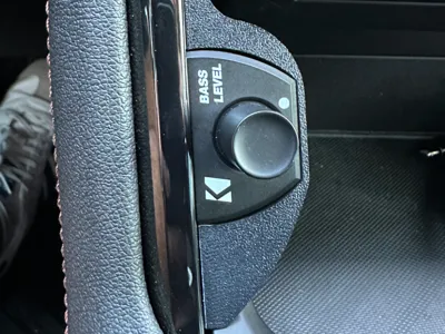 GMC Sierra Bass Knob Mounting