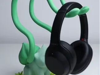 Baby Bulbasaur Headphone Holder