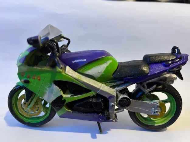 not a zx6r or is it ?