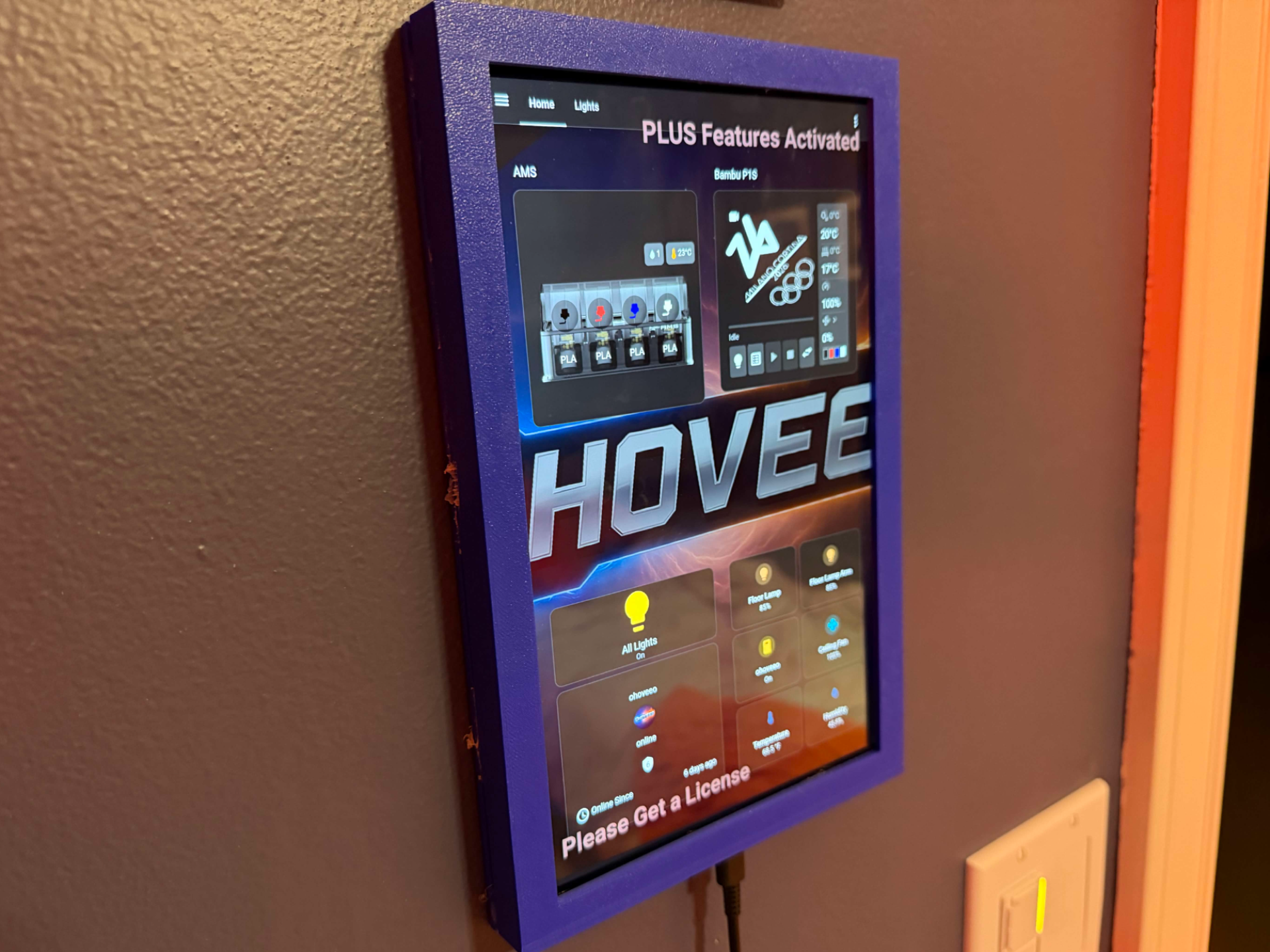 Sleek 3D printed smart home tablet wall mount