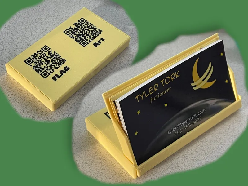 Customizable business card case and display