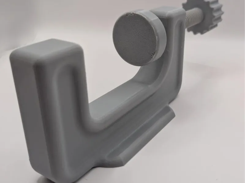 Adjustable Clamp – 3D Printable Tool