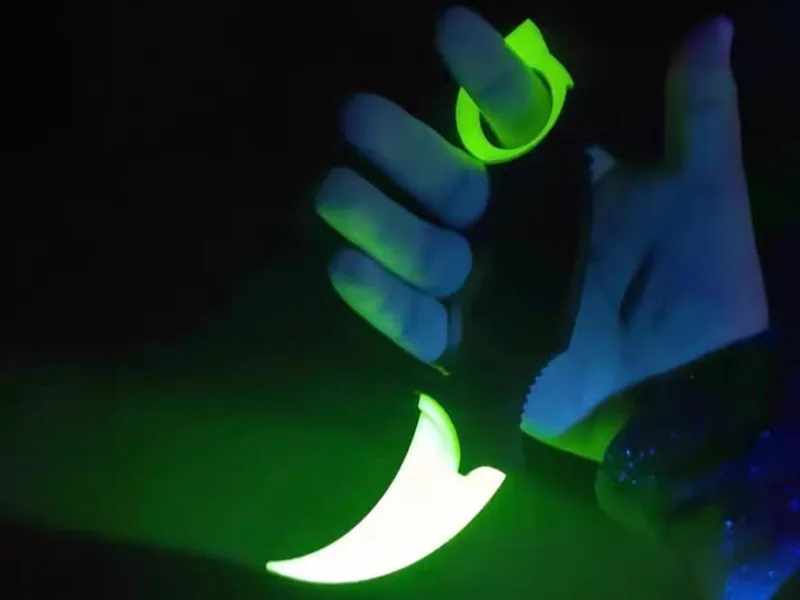 绿宝石夜光爪子刀