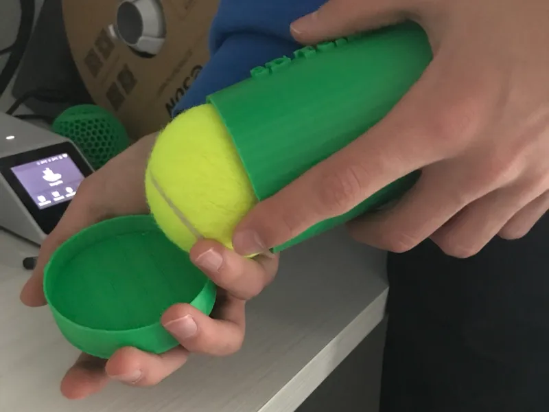 tennis balls tube 