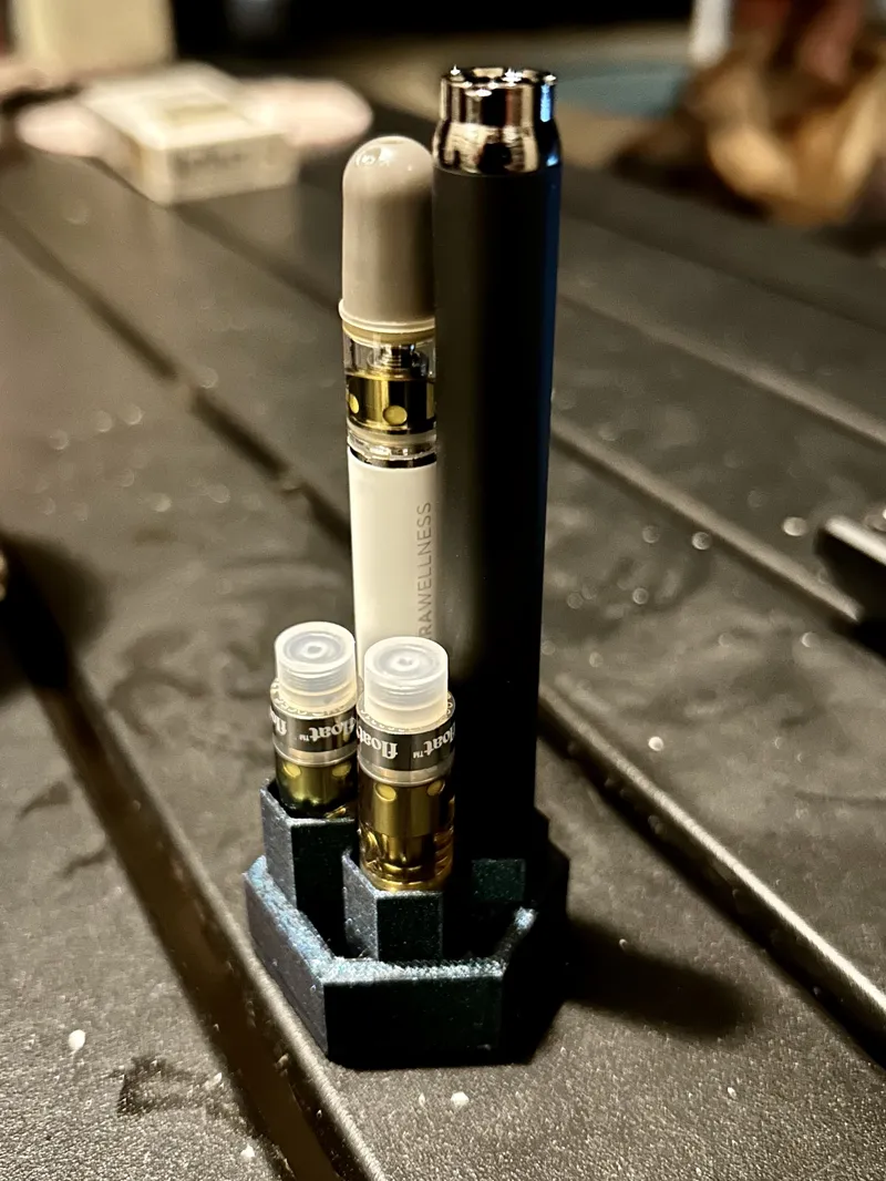 Cartridge stand