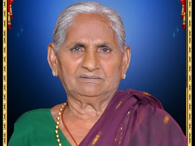 Indian lady head